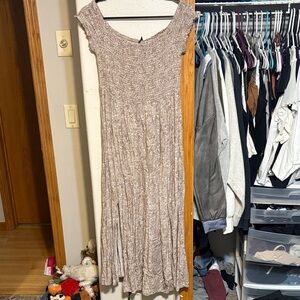 Elegant Beige Knit Dress